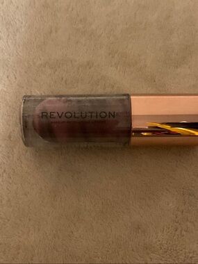 Revolution Lip Gloss - Dusty Mauve